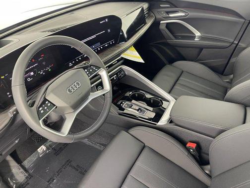 2025 Audi Q5 Premium Plus TFSI quattro S tronic