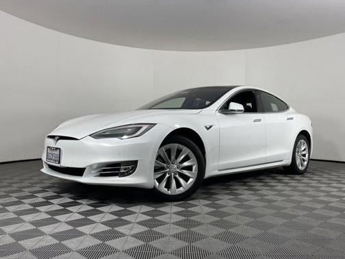 2018 Tesla Model S 75D