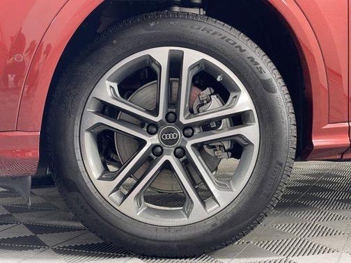 2025 Audi Q5 Premium Plus