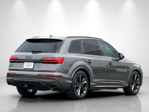 2026 Audi Q7 55 Premium Plus