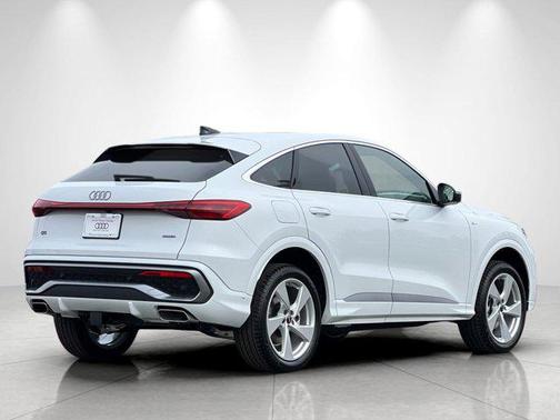 2025 Audi Q5 Premium Plus TFSI quattro S tronic