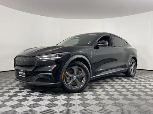 2022 Ford Mustang Mach-E Select