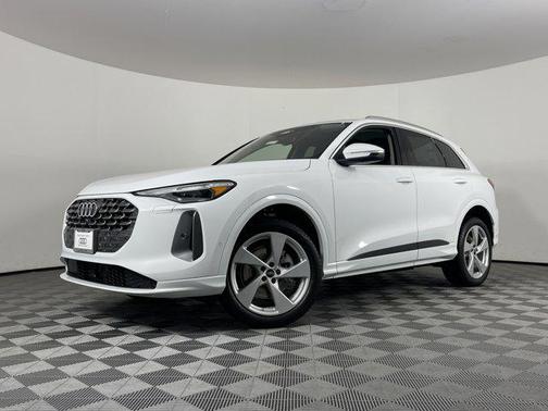 2025 Audi Q5 Premium Plus TFSI quattro S tronic