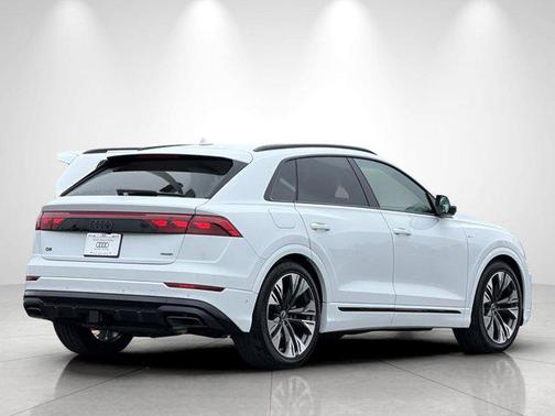 2026 Audi Q8 55 Prestige