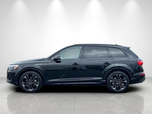 Mythos Black Metallic 2026 Audi Q7 55 Premium Plus