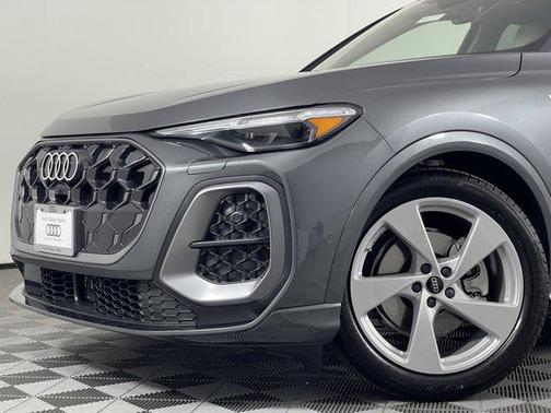 2025 Audi Q5 Prestige TFSI quattro S tronic