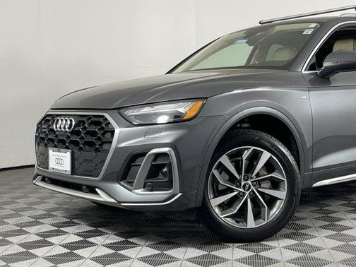 2022 Audi Q5 45 S line Prestige