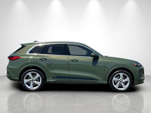 District Green Metallic 2026 Audi Q5 Prestige TFSI quattro S tronic