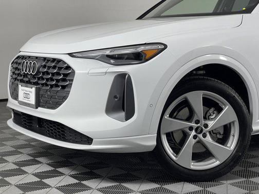 2025 Audi Q5 Premium Plus TFSI quattro S tronic