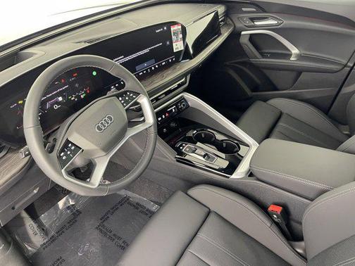 2025 Audi Q5 Premium Plus TFSI quattro S tronic
