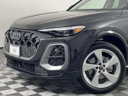 2025 Audi Q5 Premium Plus TFSI quattro S tronic