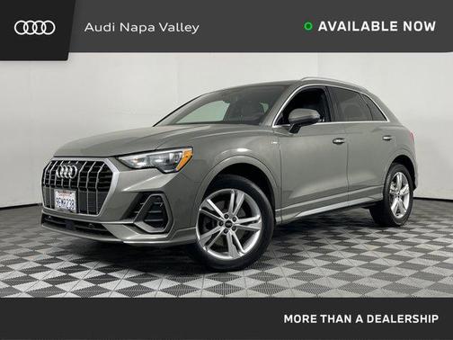2022 Audi Q3 45 S line Premium