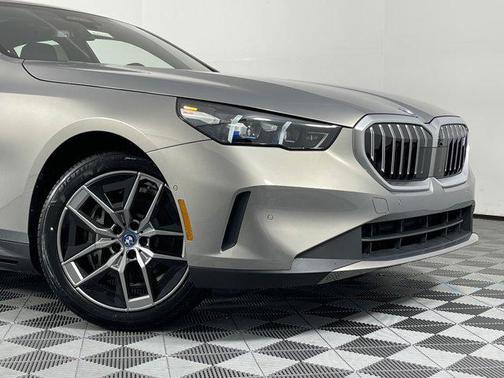 2024 BMW i5 eDrive40