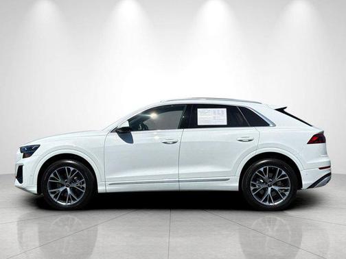 Carrara White 2025 Audi Q8 55 Premium Plus