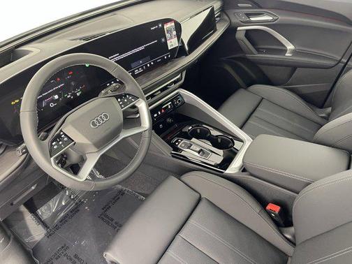 2025 Audi Q5 Premium Plus TFSI quattro S tronic