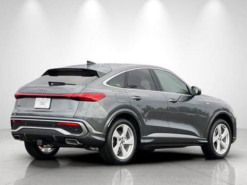 2025 Audi Q5 Prestige TFSI quattro S tronic