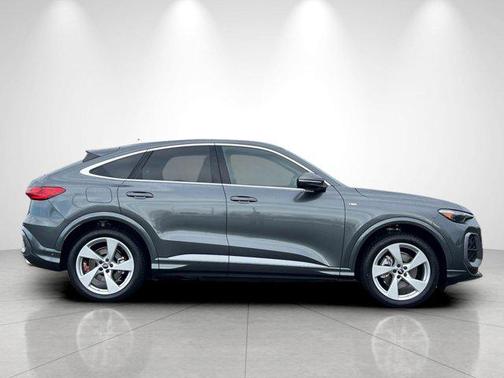 2025 Audi Q5 Prestige TFSI quattro S tronic