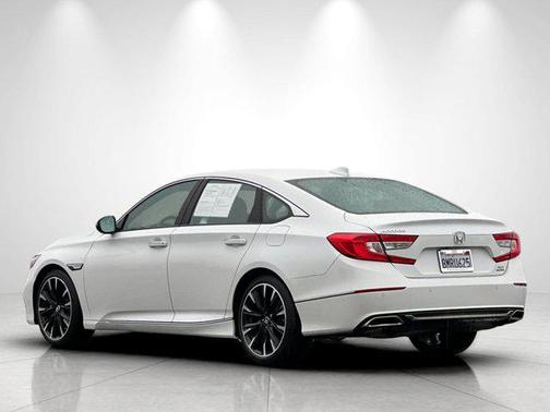 2019 Honda Accord Touring 2.0T