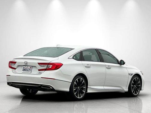 2019 Honda Accord Touring 2.0T