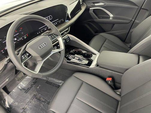 2025 Audi Q5 Premium