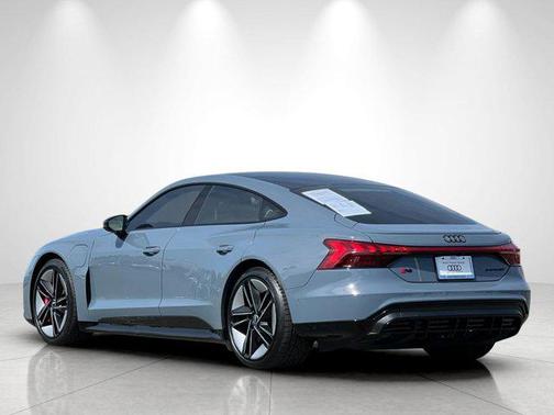 Kemora Gray Metallic 2022 Audi RS e-tron GT quattro