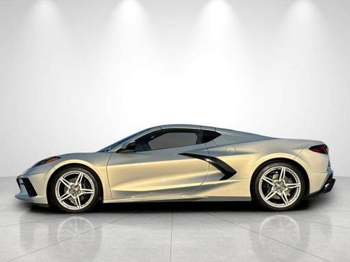 2021 Chevrolet Corvette Stingray w/2LT