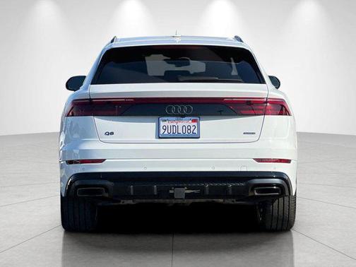 2025 Audi Q8 55 Premium Plus