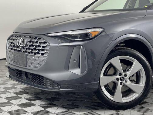 2025 Audi Q5 Premium Plus TFSI quattro S tronic