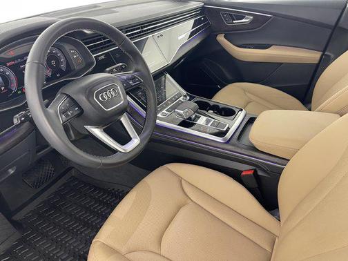 2025 Audi Q7 45 Premium Plus