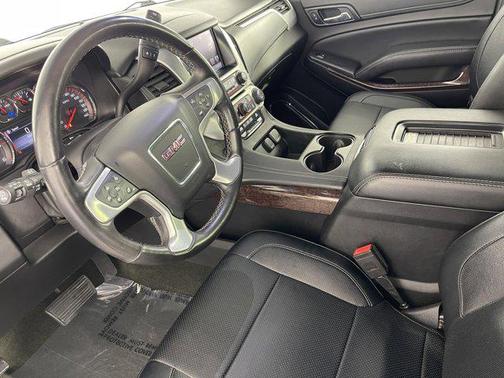 2016 GMC Yukon XL SLT