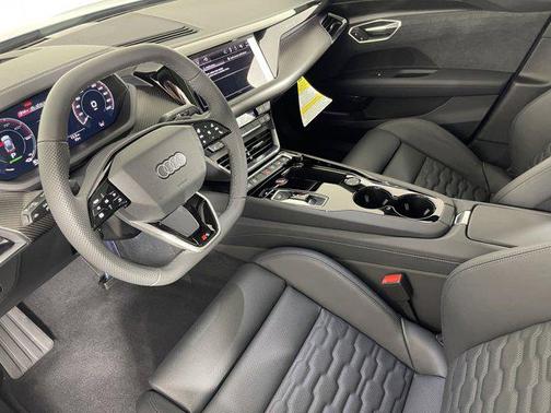 2026 Audi S e-tron GT Prestige quattro