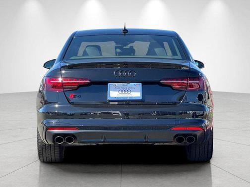 2023 Audi S4 Premium Plus TFSI quattro Tiptronic
