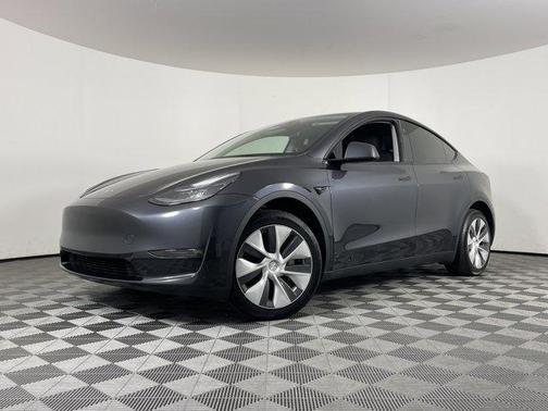 2024 Tesla Model Y Long Range Dual Motor All-Wheel Drive
