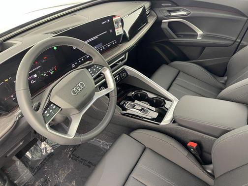 2025 Audi Q5 Premium Plus TFSI quattro S tronic
