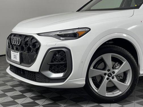 2025 Audi Q5 Premium Plus TFSI quattro S tronic