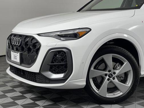 2025 Audi Q5 Premium Plus TFSI quattro S tronic