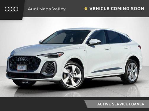 Glacier White Metallic 2025 Audi Q5 Premium Plus TFSI quattro S tronic