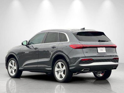 2025 Audi Q5 Premium Plus TFSI quattro S tronic