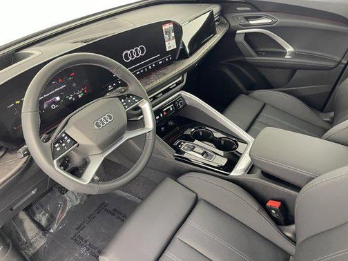 2025 Audi Q5 Premium Plus TFSI quattro S tronic