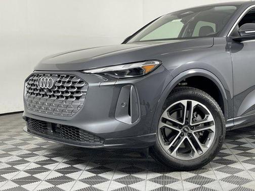 2025 Audi Q5 Premium