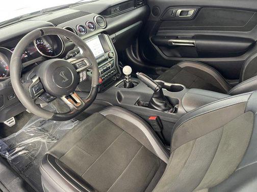 2018 Ford Shelby GT350 Base