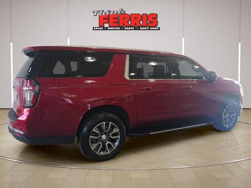 Cherry Red Tintcoat 2022 Chevrolet Suburban LT