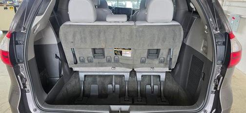 2018 Toyota Sienna XLE