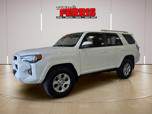 Super White 2015 Toyota 4Runner SR5