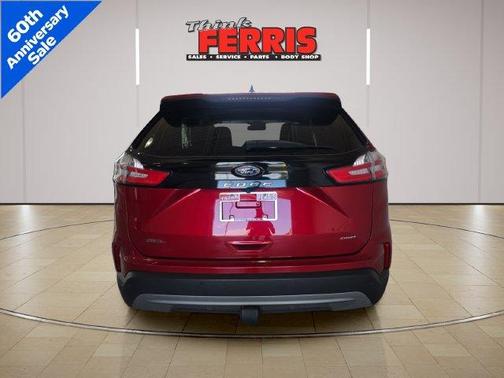 Red Metallic 2022 Ford Edge SEL