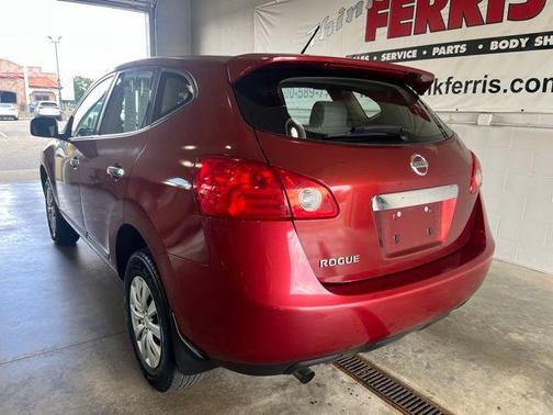 2013 Nissan Rogue S