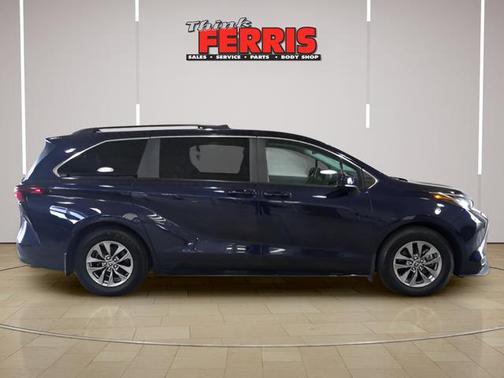 Blueprint 2023 Toyota Sienna LE