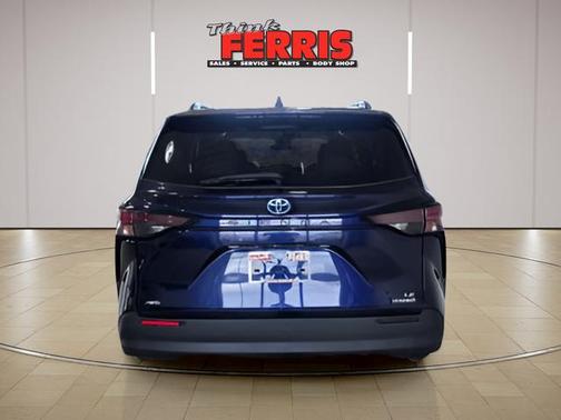 Blueprint 2023 Toyota Sienna LE