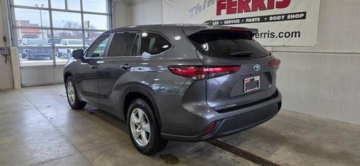 2023 Toyota Highlander Hybrid LE