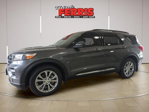 Magnetic 2020 Ford Explorer XLT